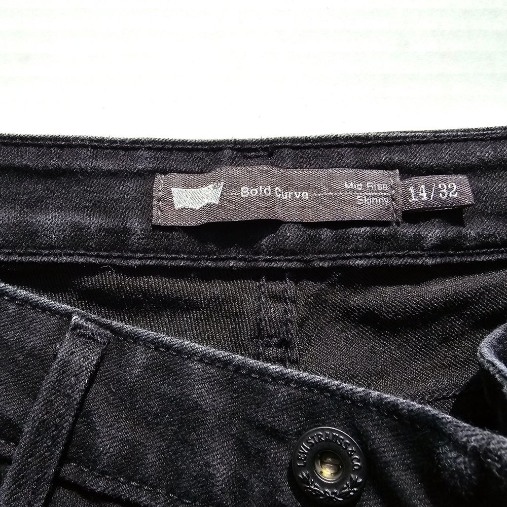 Black Levi's - Size 14 - Picture 3 of 8